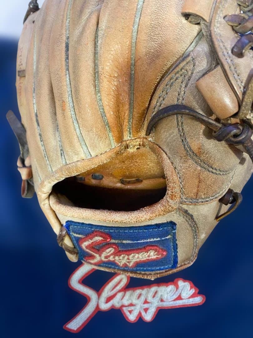 Slugger AGGRESSIVE BASEBALL 軟式グローブ 内野手