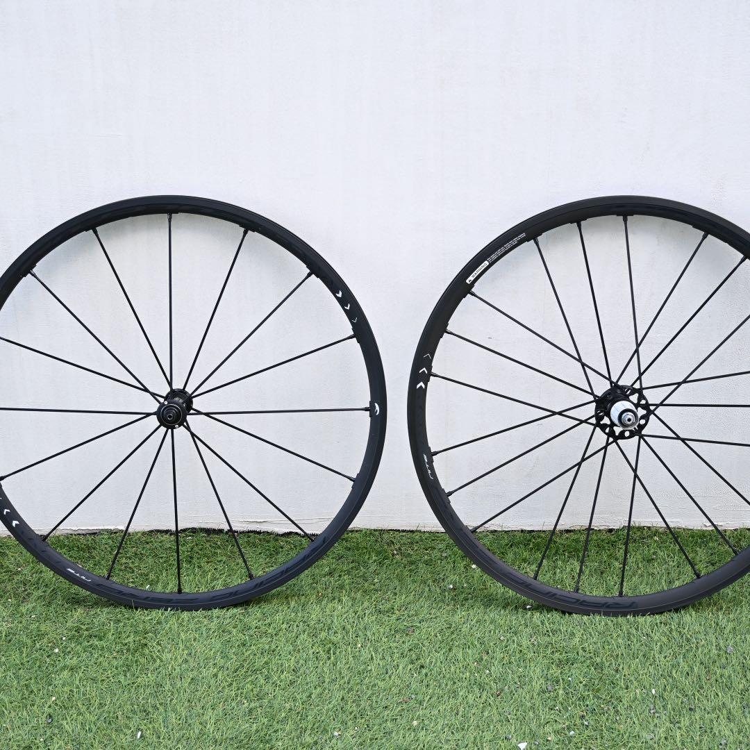 フルクラム レーシングゼロ ナイト 17C