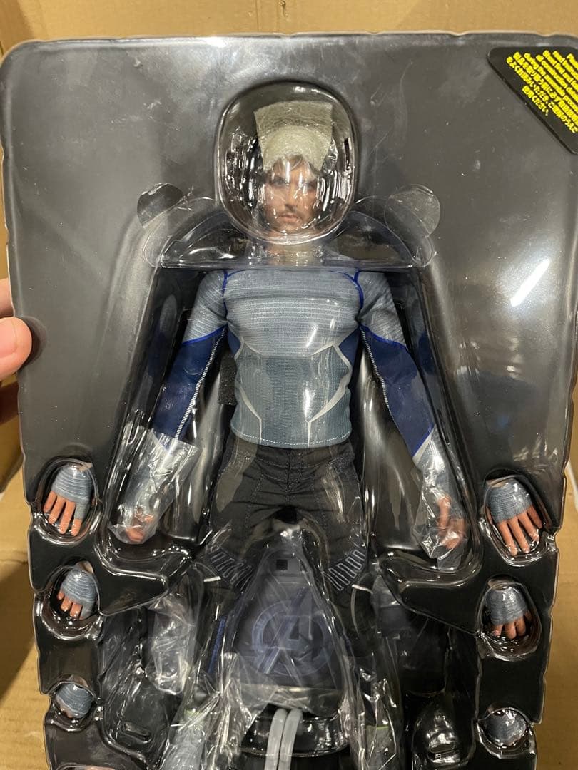 アベンジャーズ/エイジ・オブ・ウルトロンクイックシルバー 1/6スケール