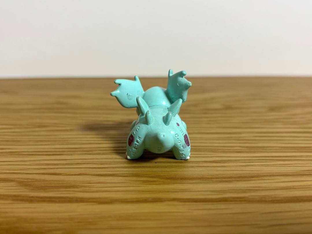 モンコレ　ニドリーナ　ポケモン　フィギュア　激レア　初期