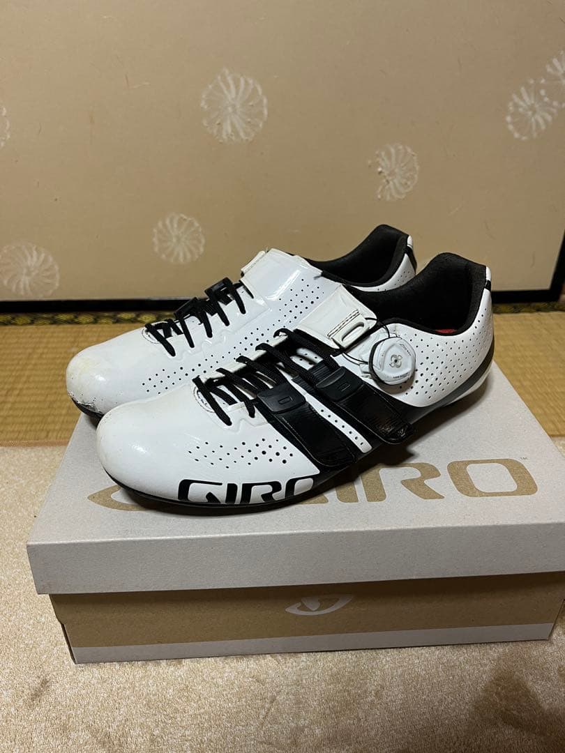Giro ボアクロージャー付きロードシューズ