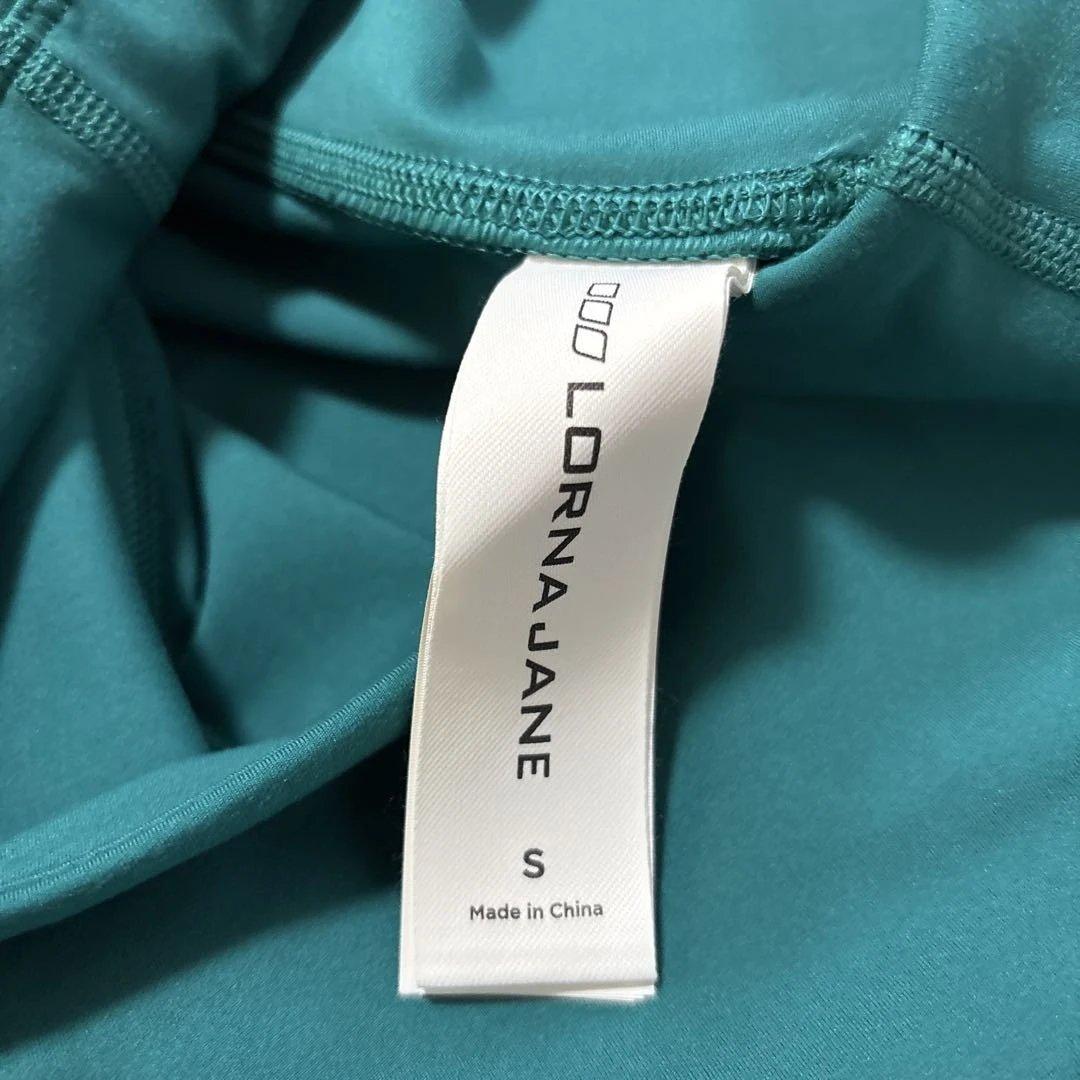 【新品・未着用】Lorna Jane ヨガパンツ　スパッツ　ローナジェーン