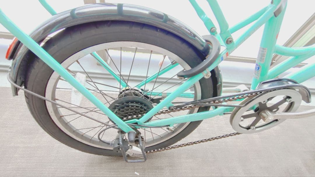 【引取限定】RENAULT/ルノー 自転車　20インチ　6段変速　ミニベロ