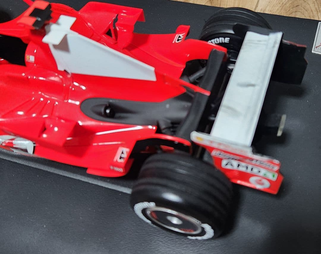 1/18 Hot Wheels Ferrari 248 F1 シューマッハ #5