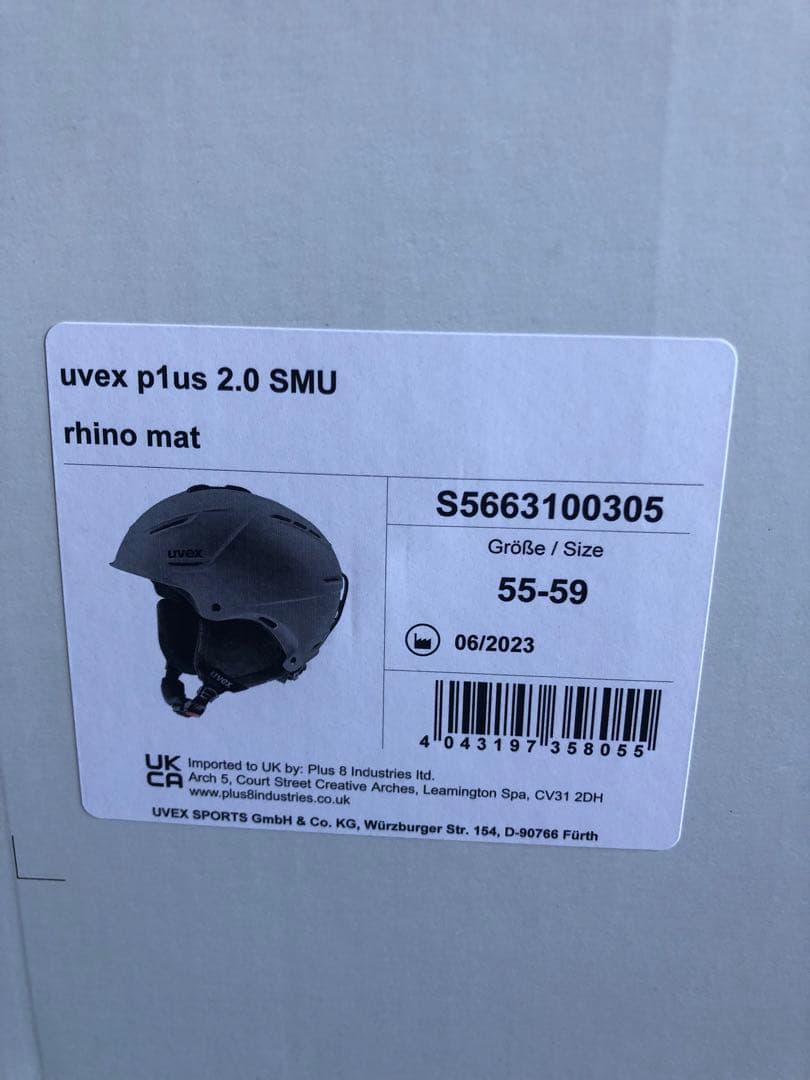 ウベックスuvexスキースノーボードヘルメット マットカラーダイヤル式サイズ調整