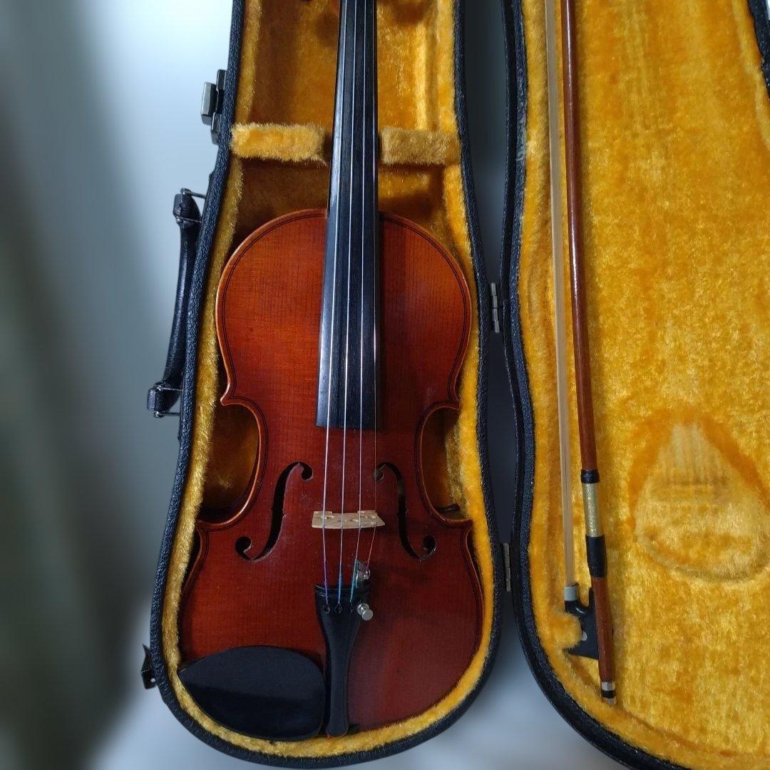 ♥特価♥7才前後の子供用♥スズキ1/4♥品番220♥弓ケ―ス松脂付き♥値引不可