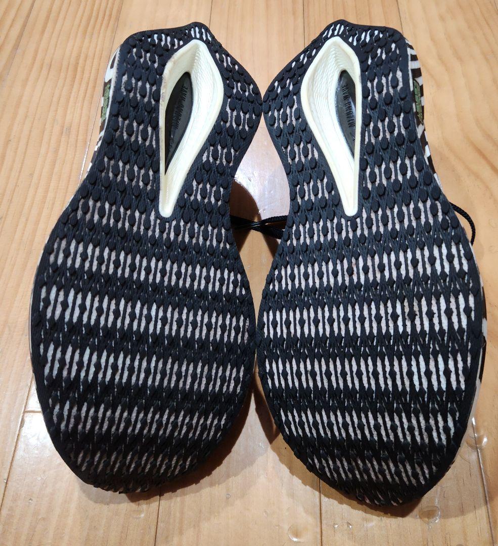 ミズノ　ウェーブリベリオンプロ3