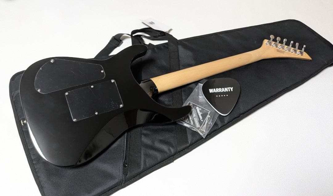 美品 保証書付 JACKSON Pro Soloist SL3R Mirror