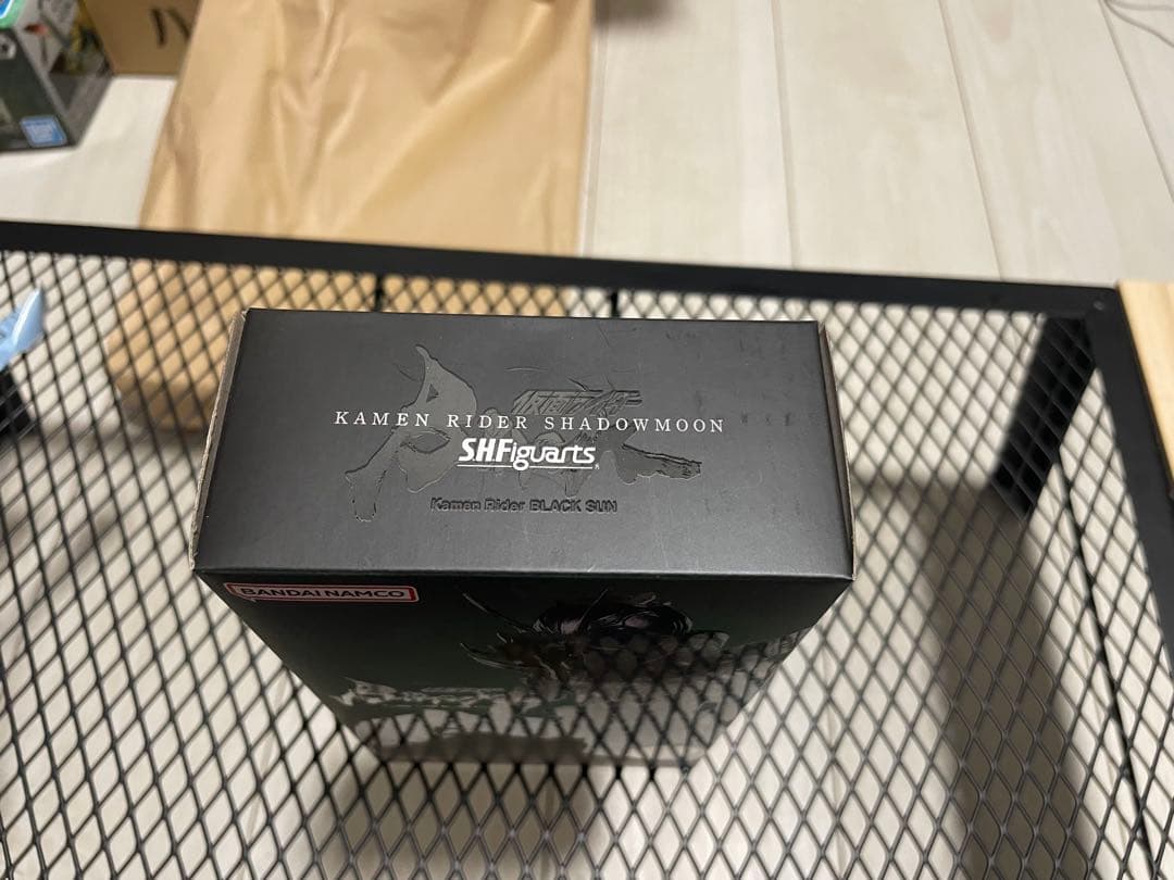 S.H.Figuartsシャドームーン(black sun)
