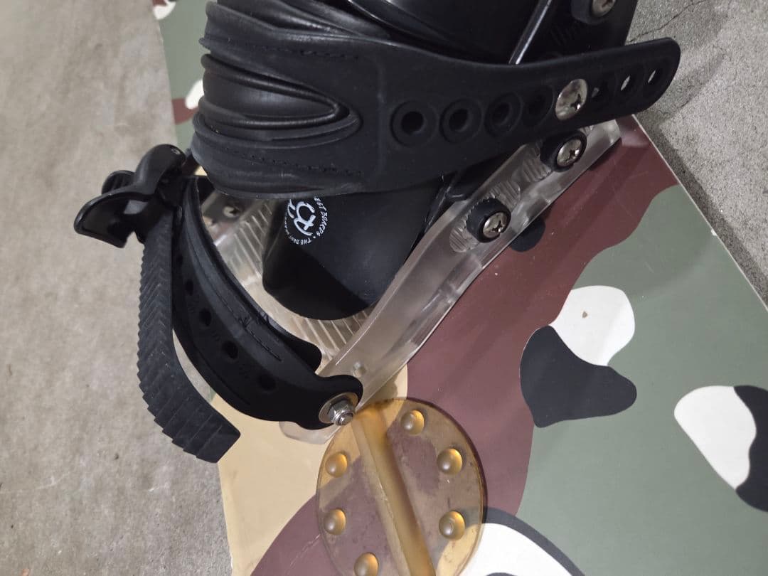 SHADE'S　迷彩柄　スノーボード3点セット