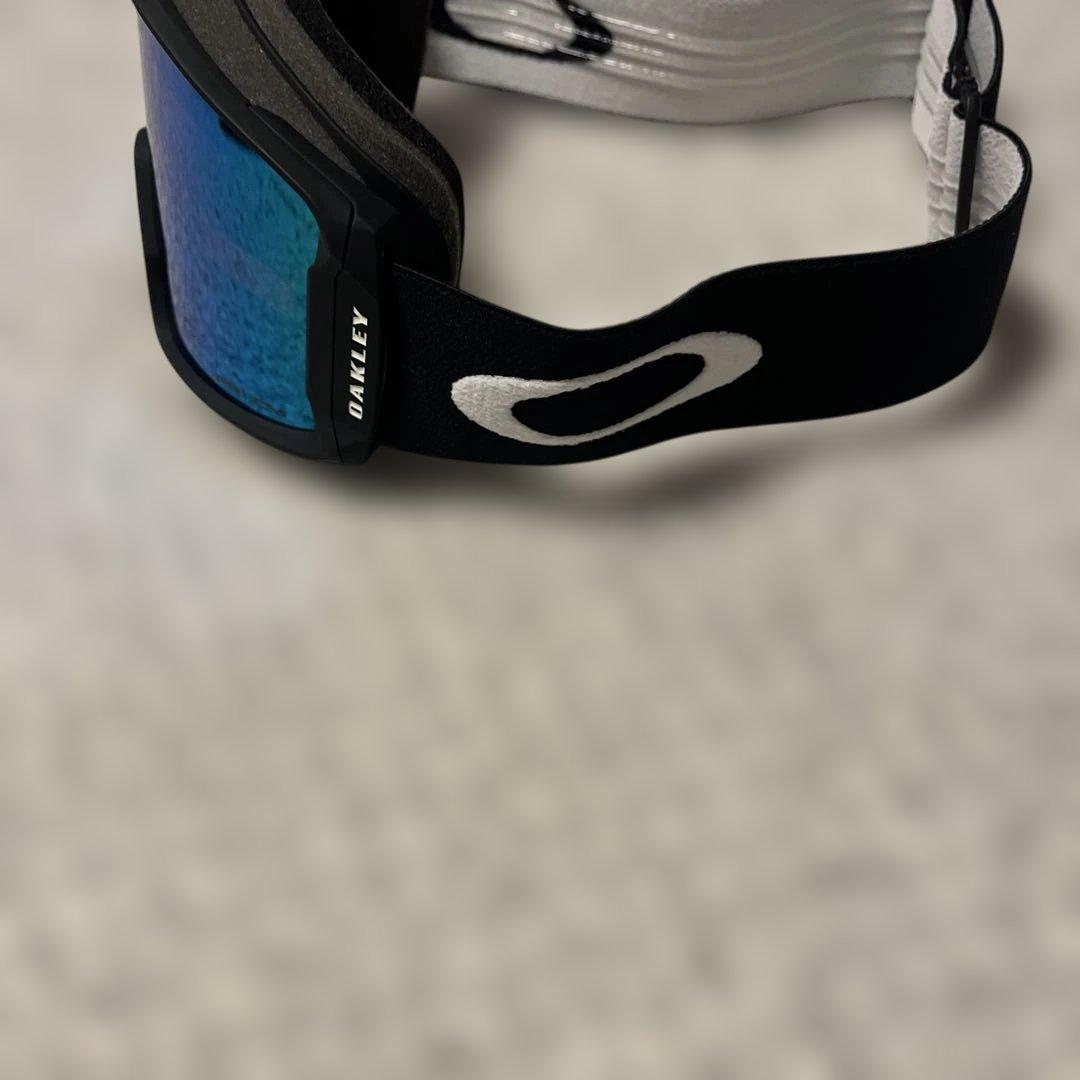 新品未使用タグ付き Oakley ゴーグル ミラーグリーンレンズ