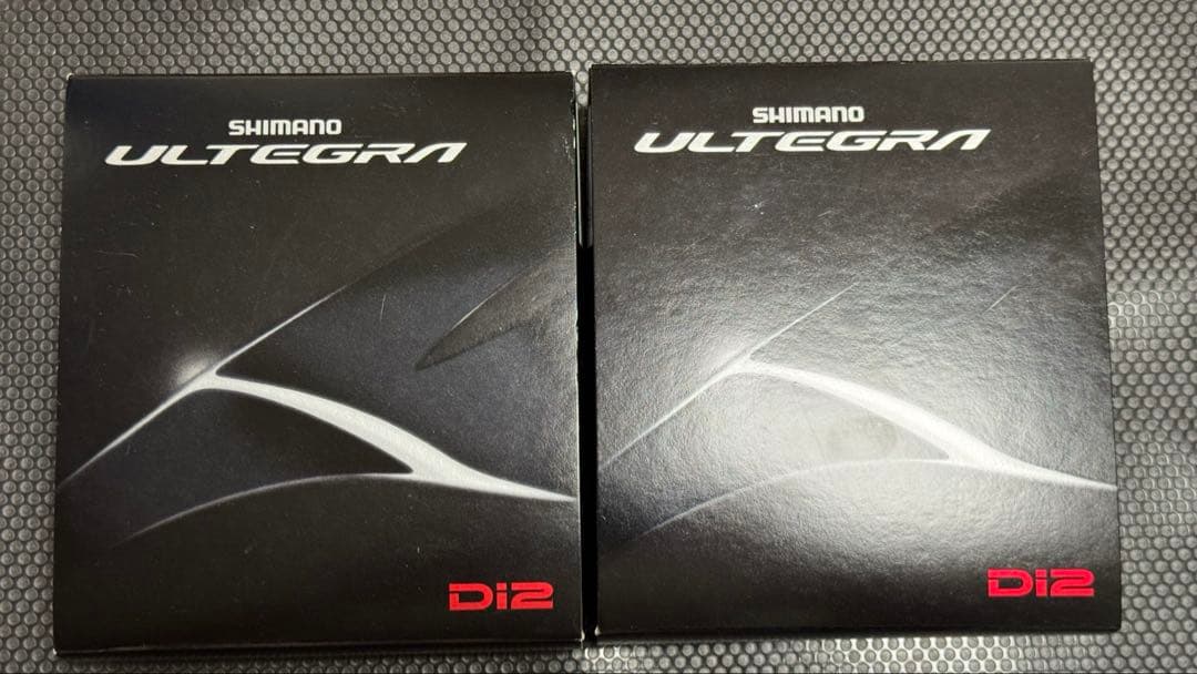 シマノULTEGRA Di2 ST-R8070左右セット油圧ブレーキSTIレバー