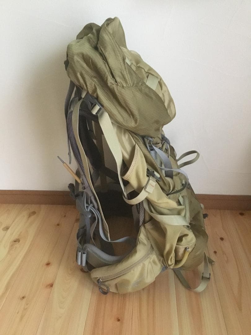 OSPREY ariel 55 登山用 リュック ザック カーキ
