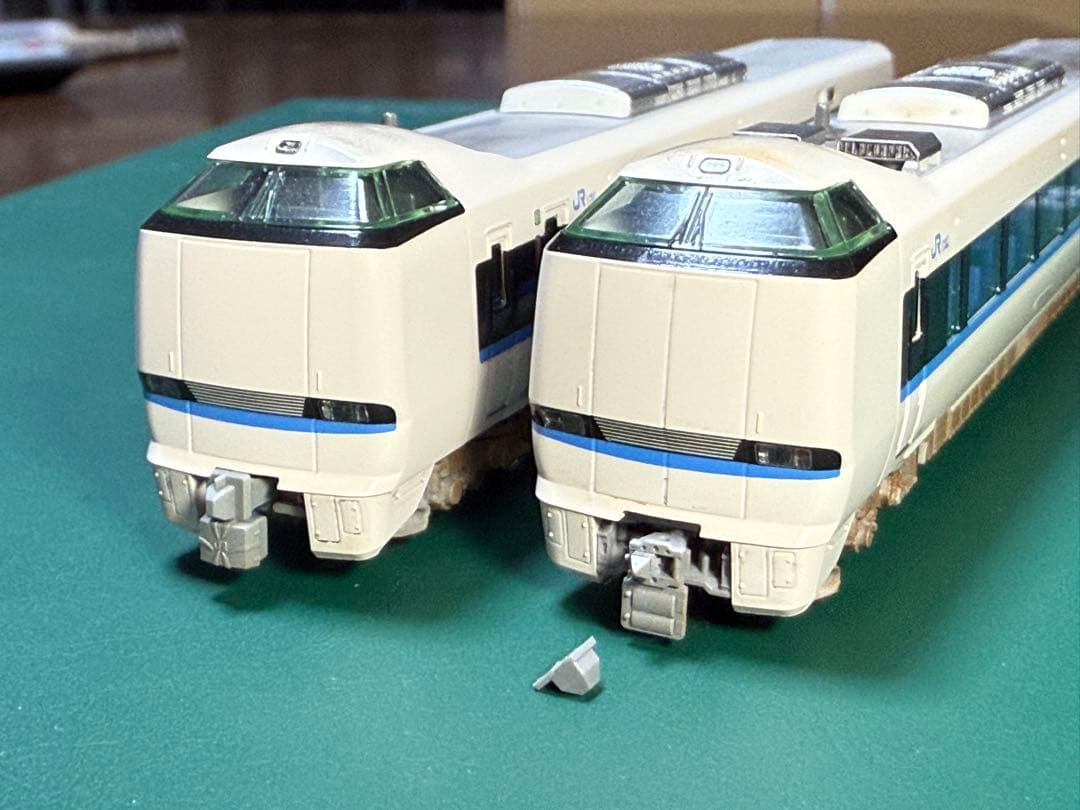 KATO 10-1745、10-1746 683系4000番台 サンダーバード