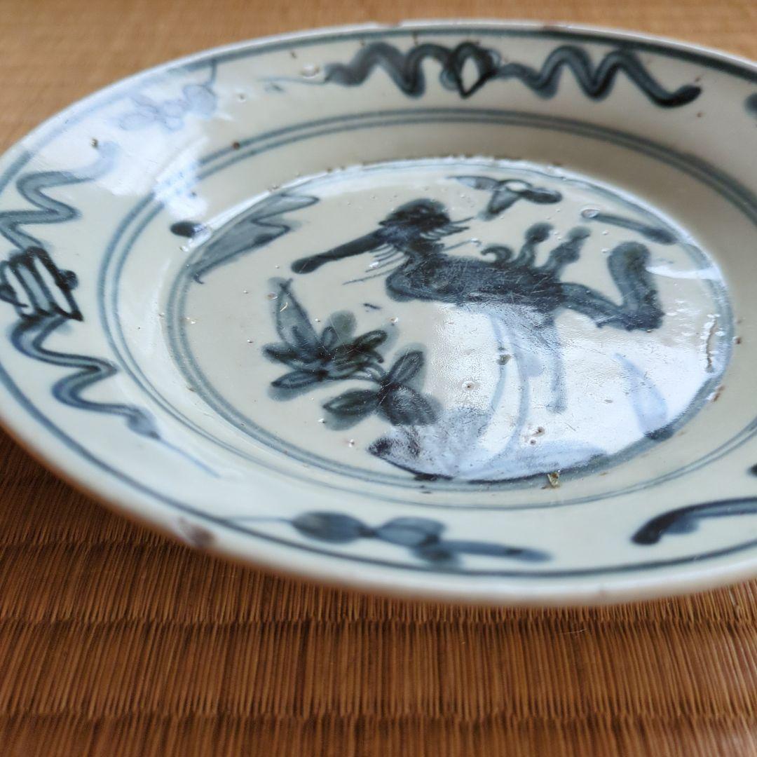 青い絵付けの陶器製平皿　呉須手　皿　骨董品