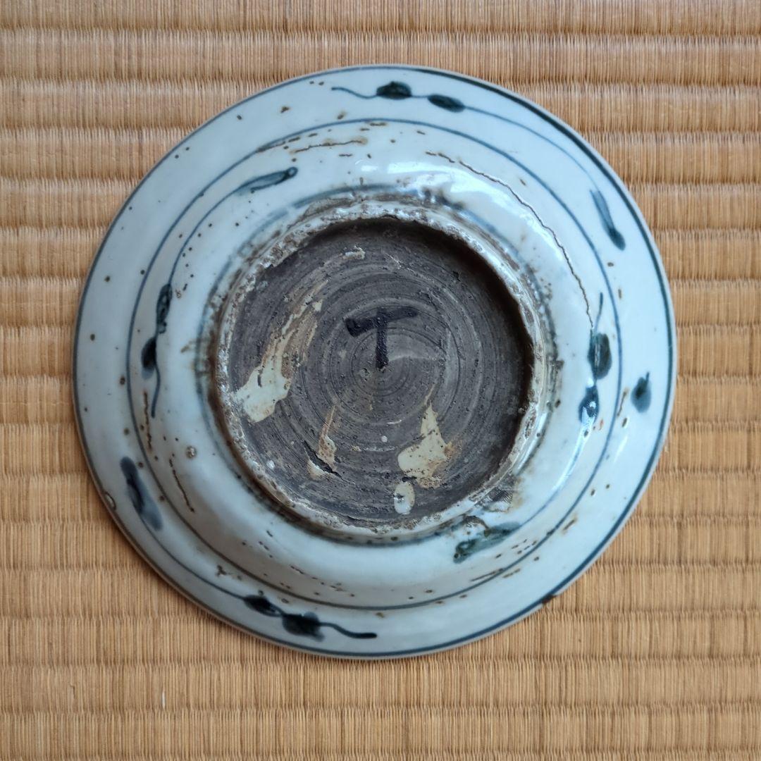 青い絵付けの陶器製平皿　呉須手　皿　骨董品