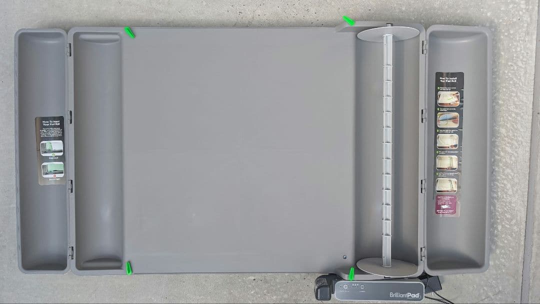 BrilliantPad ブリリアントパッド 自動犬用トイレ ロールなし