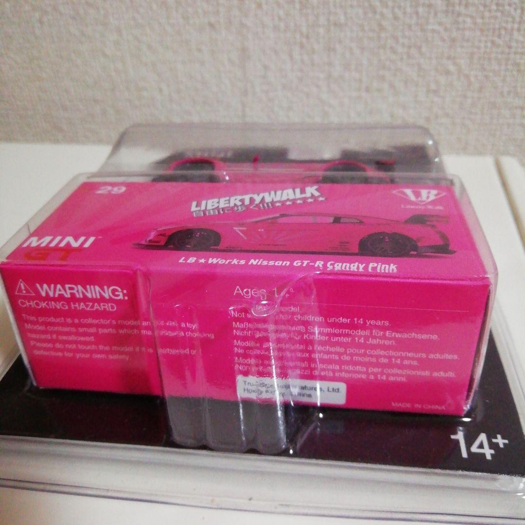 か*ー様 MINI GT LBWK Nissan GT-R Candy Pink