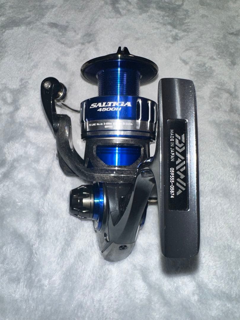 ダイワ　15ソルティガ　4500h 新品未使用品