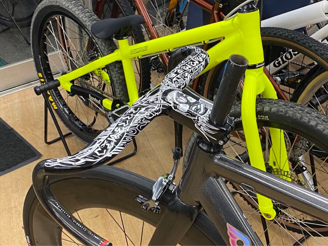 チネリ　ヴィゴレッリ　トラック　ピスト