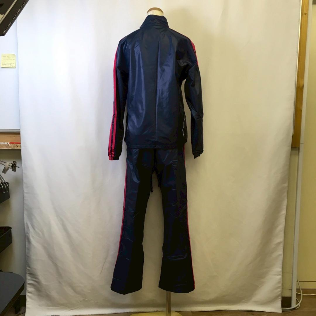 zG1022【M】adidas 刺繍ロゴ入り スポーツウェア ライン入り