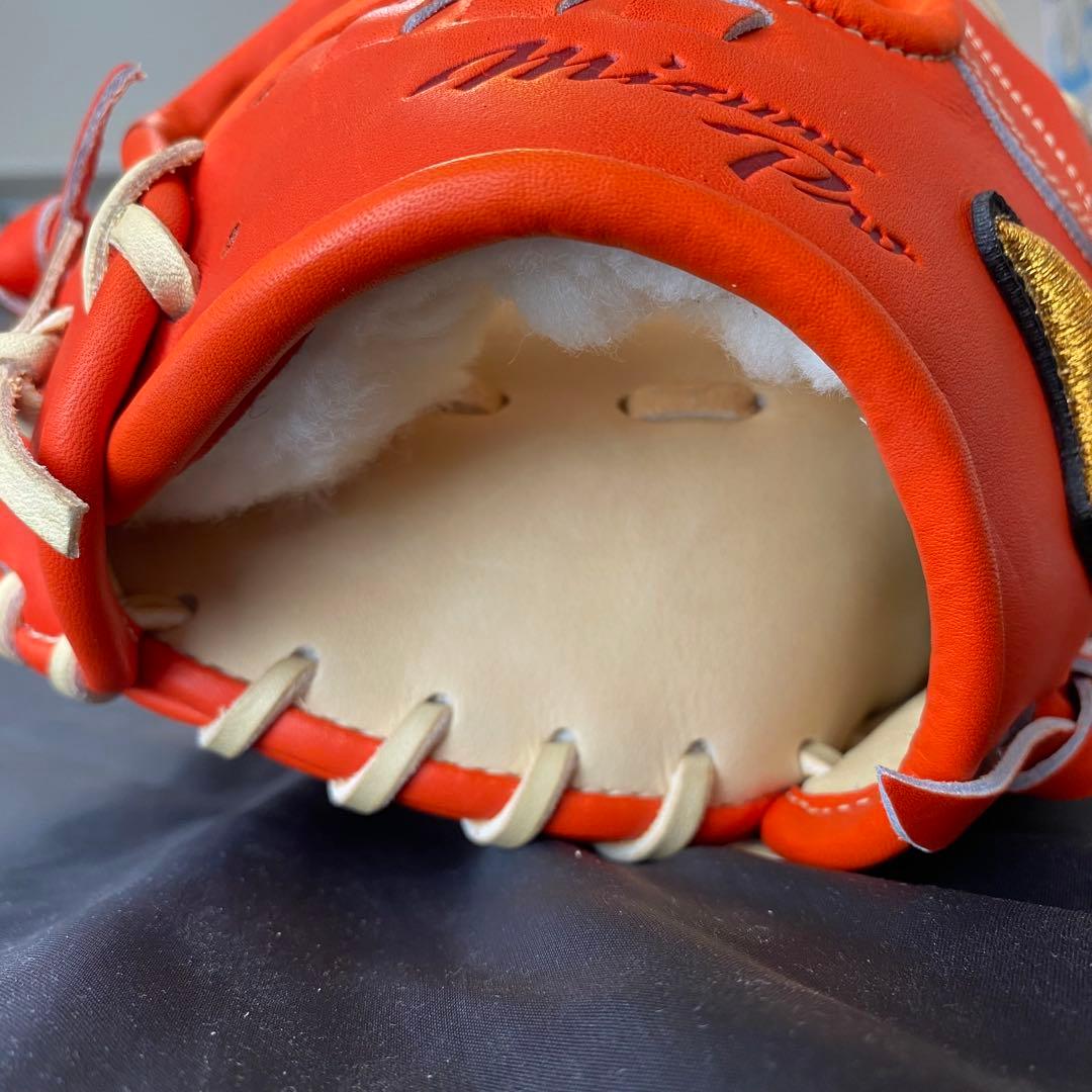 【新品・未使用】ミズノプロ　軟式用　5DNAテクノロジー　内野手用　サイズ9