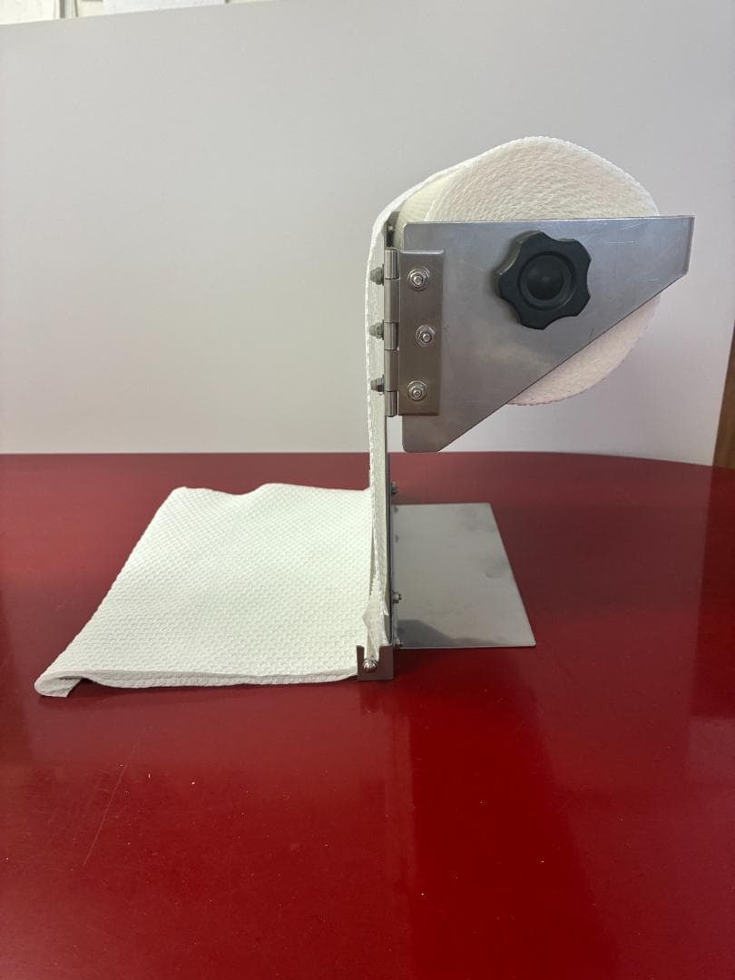 ペット用トイレ（小型犬用）実用新案登録　第3243494号