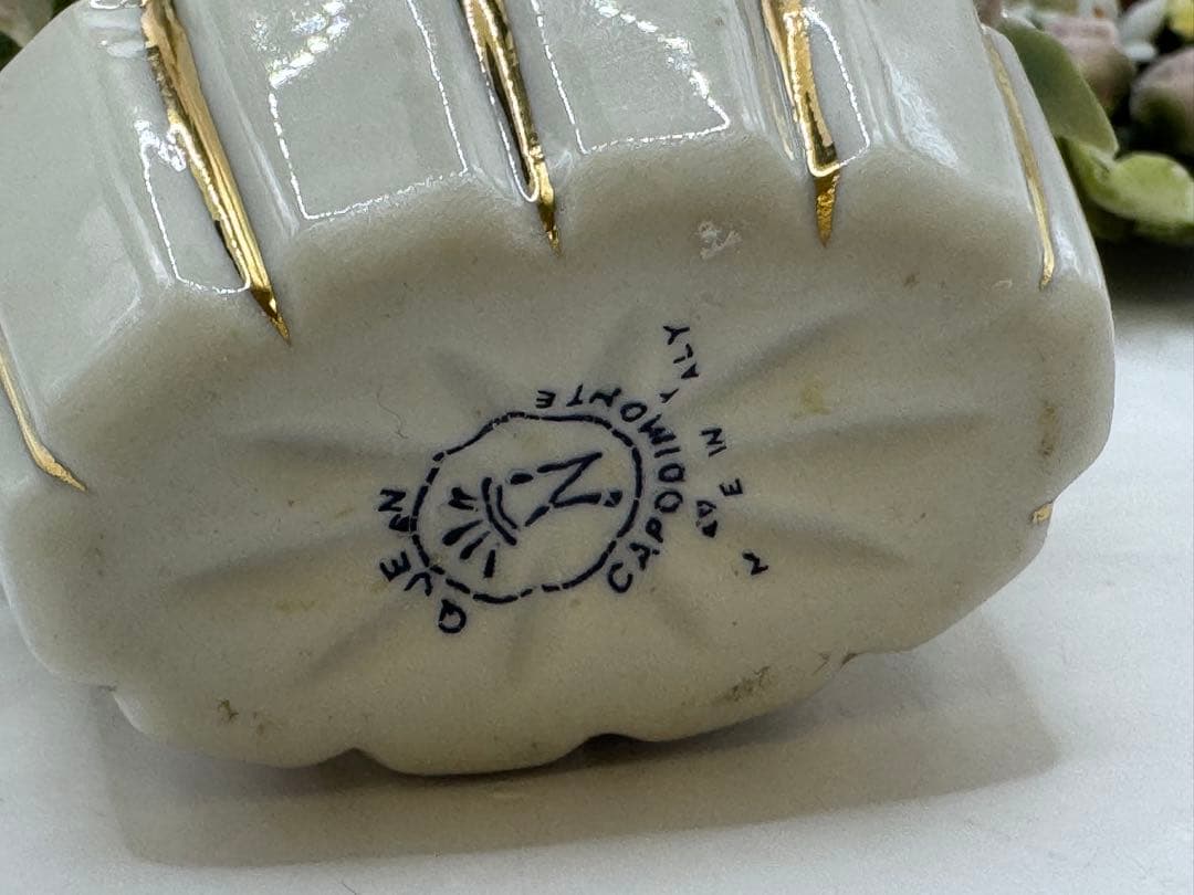 CAPODIMONTE カポディモンテ イタリア製 陶器 薔薇 花 カゴ