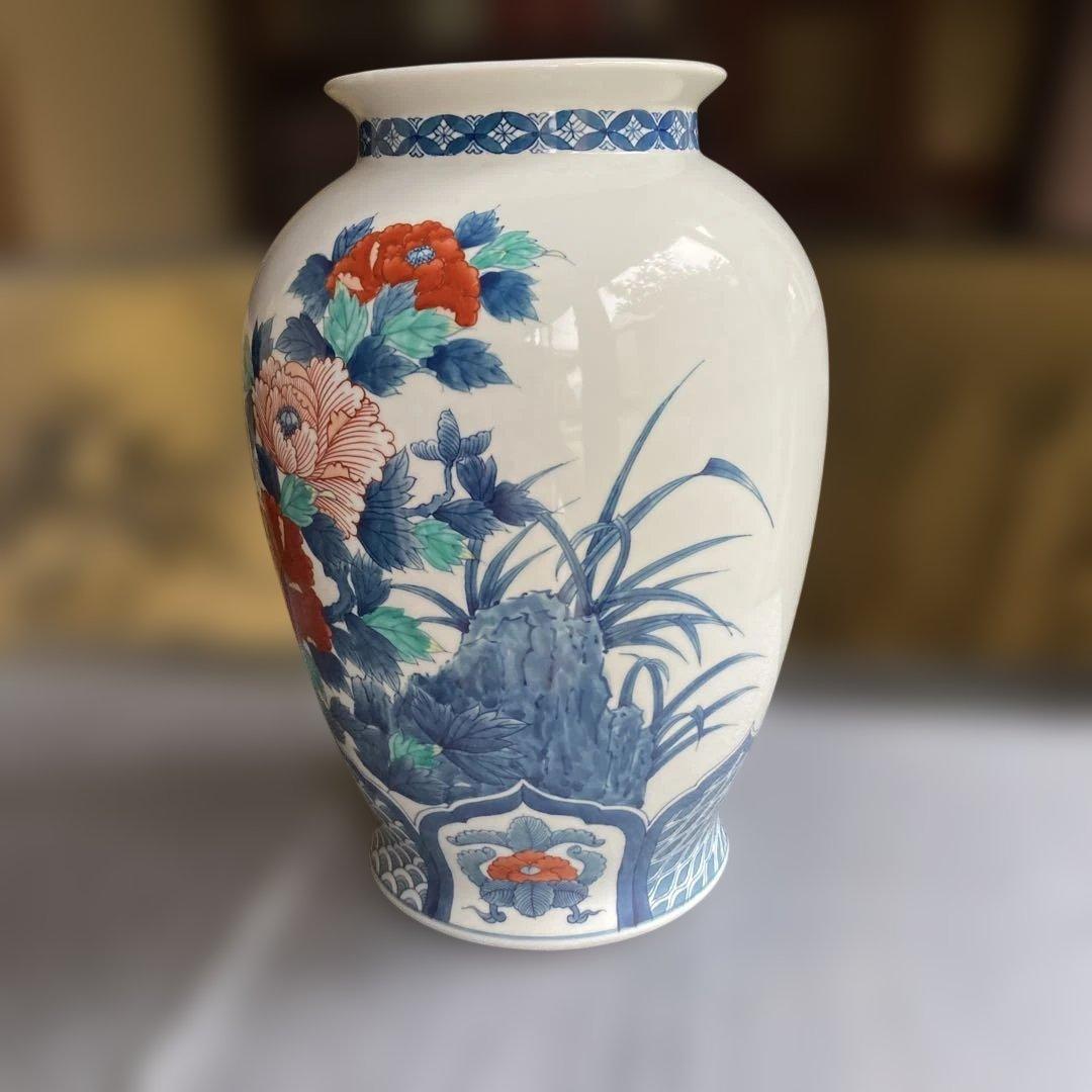 鍋島隆山作　色鍋島牡丹草花紋 高さ:33cm径22.5cm 径口15cm