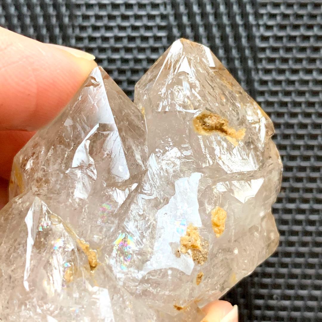 Big3フェンスタークォーツ/肉厚うるキラ！虹入り