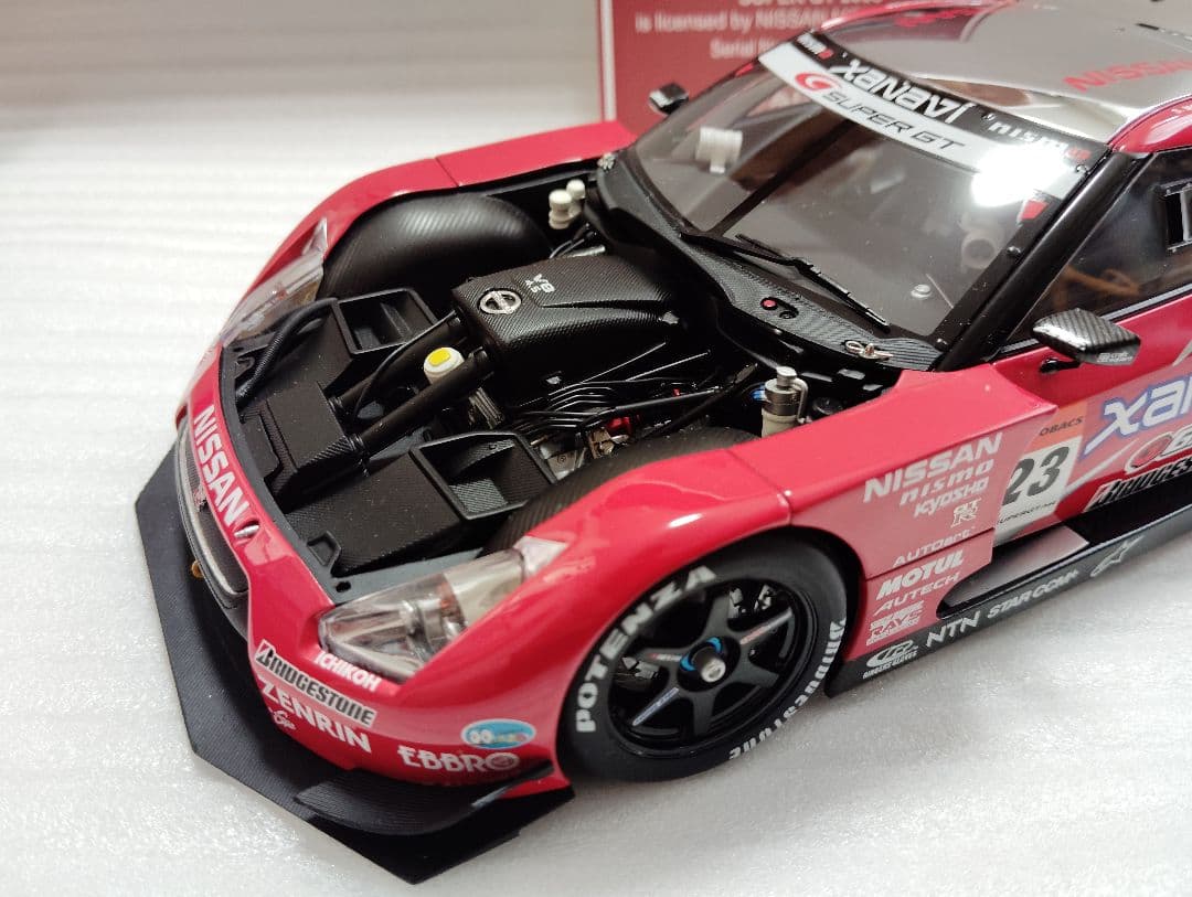 G04 オートアート製 1/18 XANAVI NISMO GTR 2008