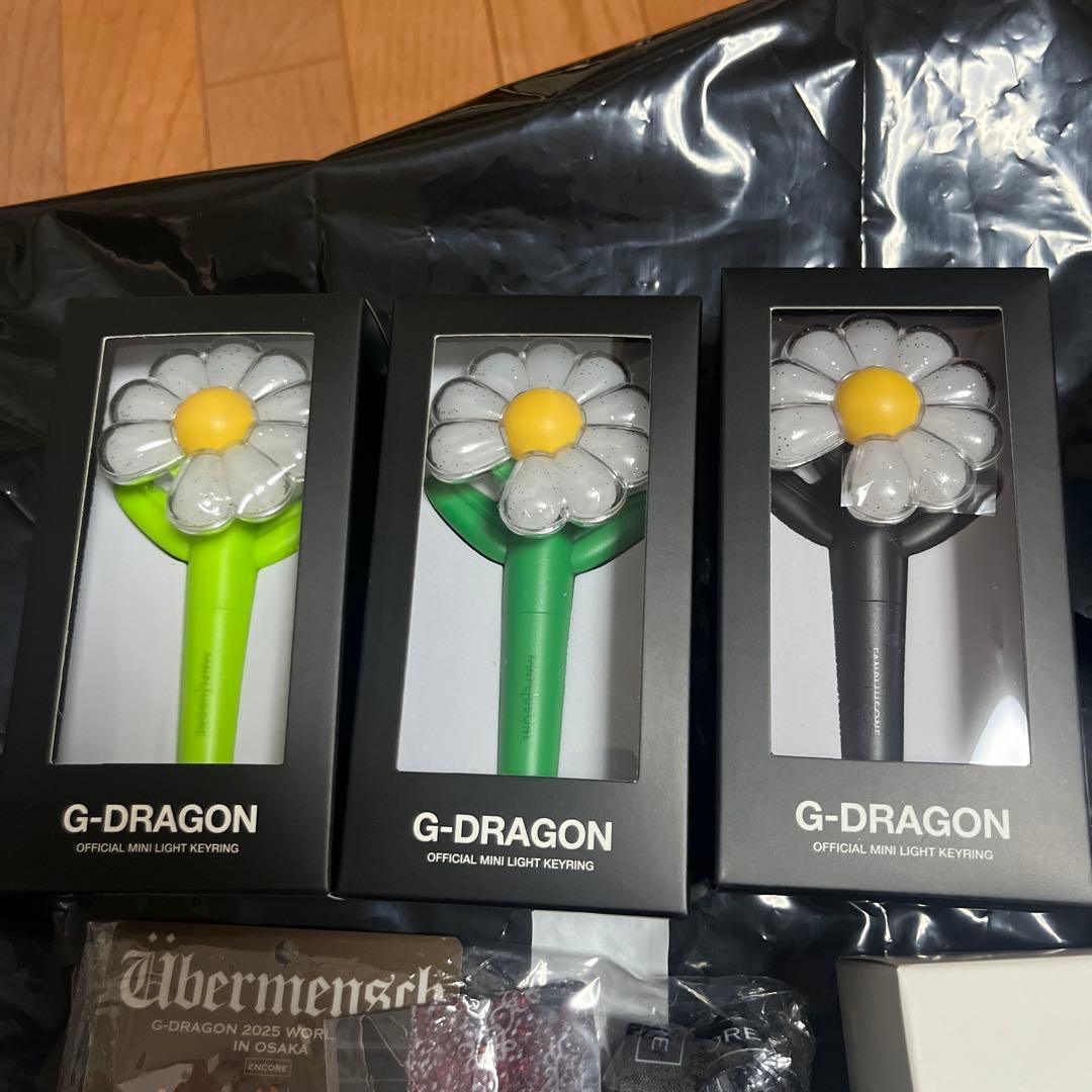G-DRAGON ÜBERMENSCH グッズ　特典　まとめ