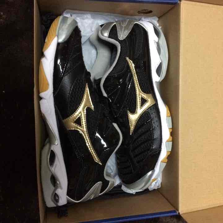 ミズノ シューズ 新品 ‼️