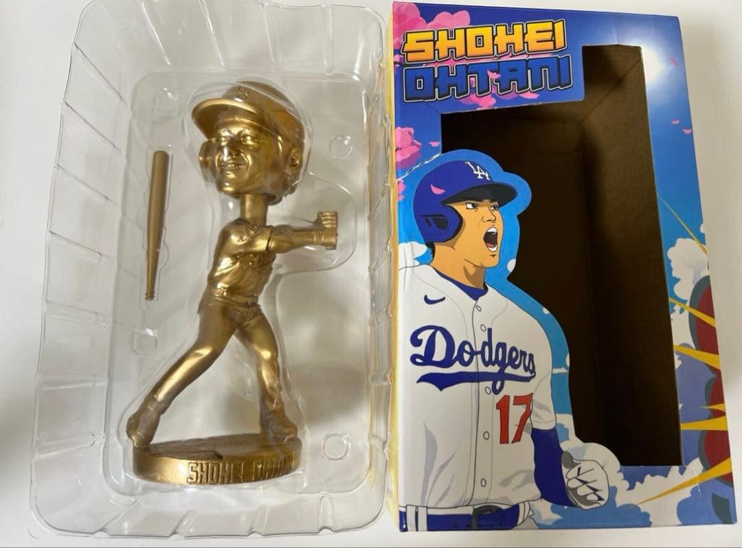 大谷翔平　ボブルヘッド　ゴールド　年間シート会員限定　ドジャース