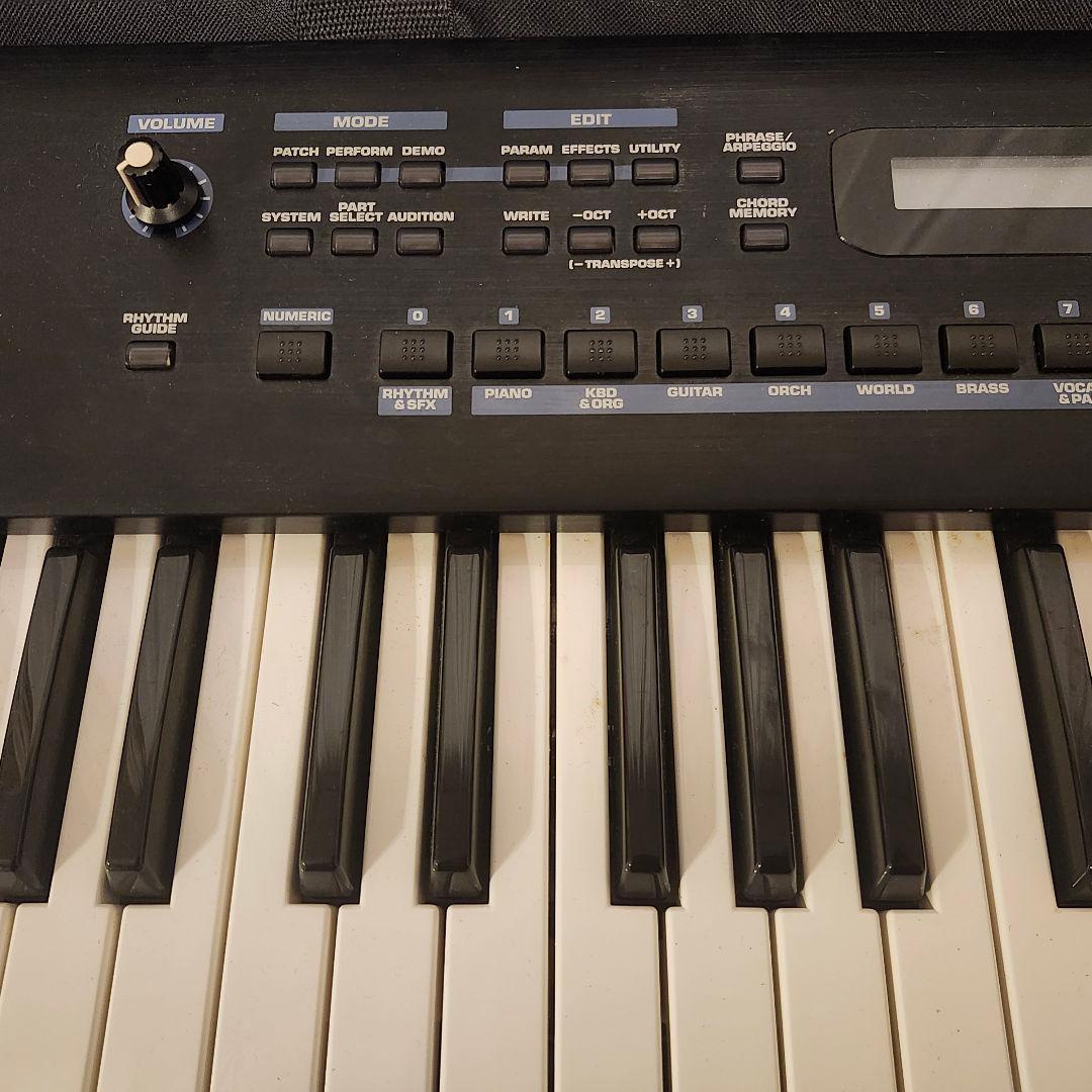 鍵盤楽器 Roland JUNO-D