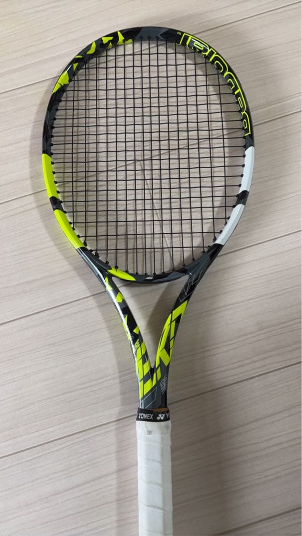 Babolat ピュアアエロ98