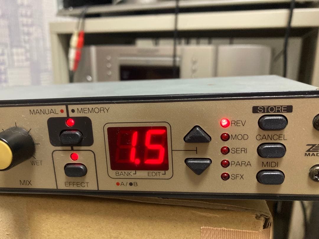 配信機器・PA機器・レコーディング機器 ZOOM STUDIO 1204