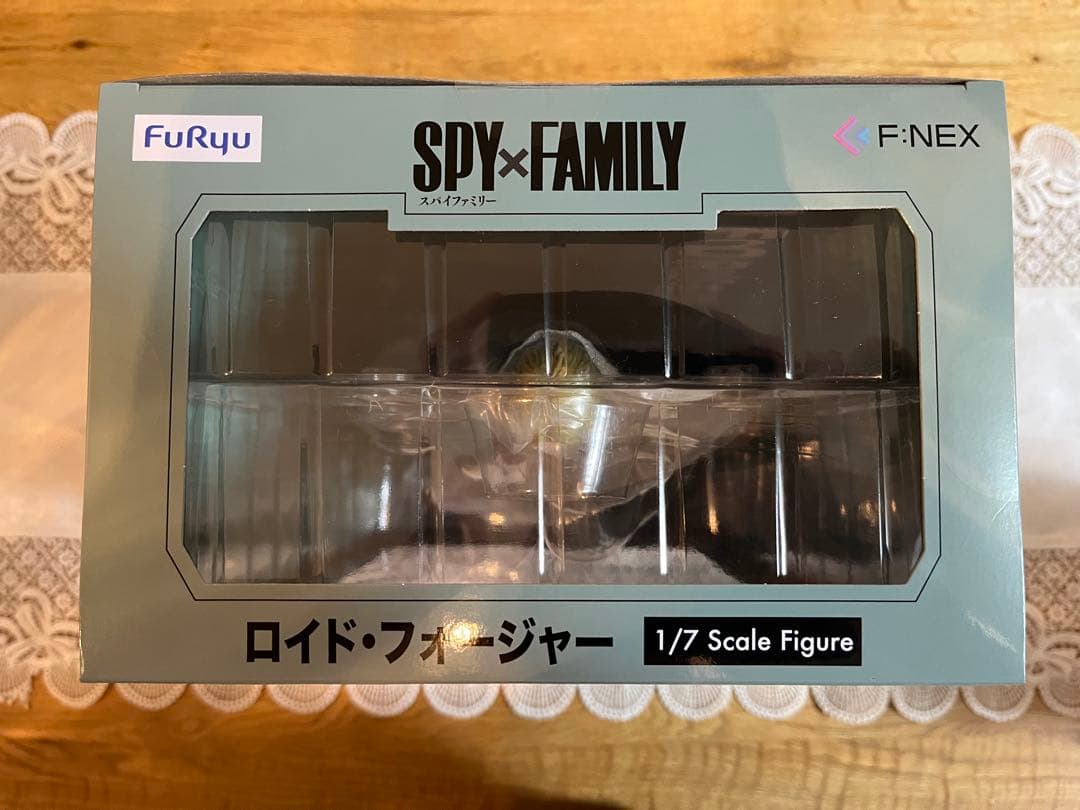 F:NEX SPY×FAMILY フィギュア　アーニャ　ヨル　ロイド　フィギュア