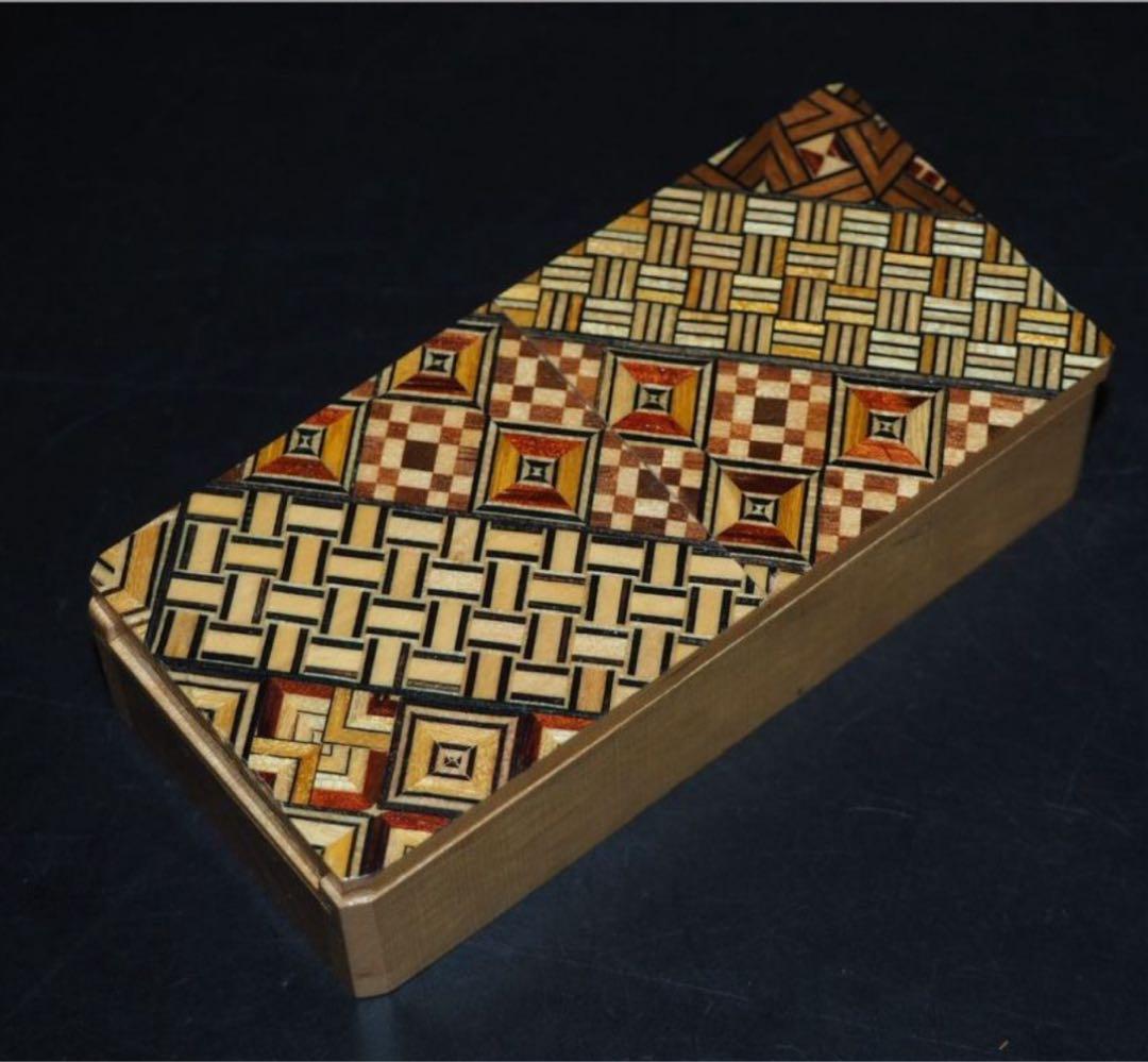 送料無料　コレクター放出　時代提げ物・根付『玉芝』作　馬に仙人