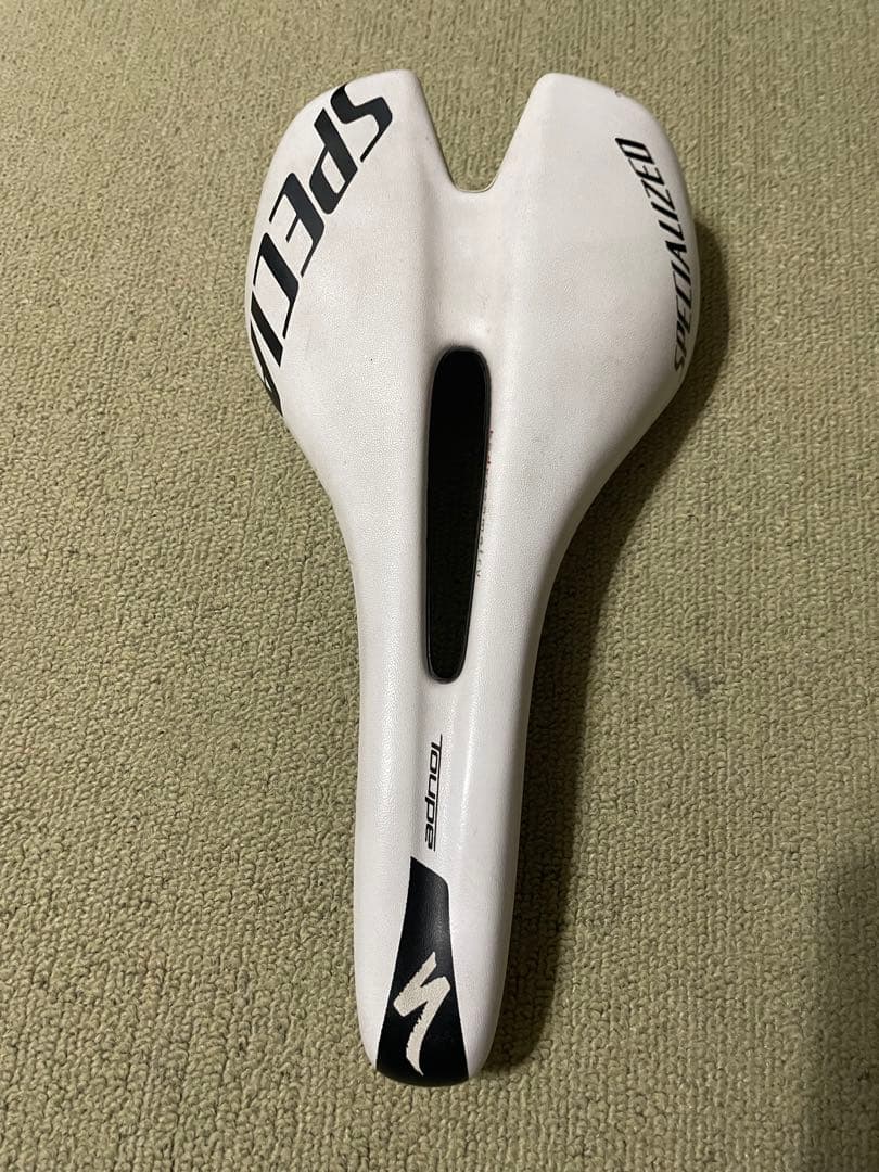 スペシャライズド　 toupe 143mm カーボンレール