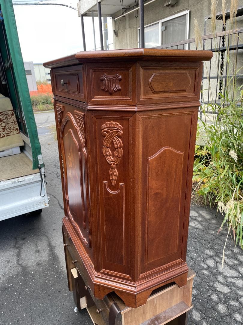 イタリア製 輸入家具 サイドボード リビングボード 象嵌 アンティーク風