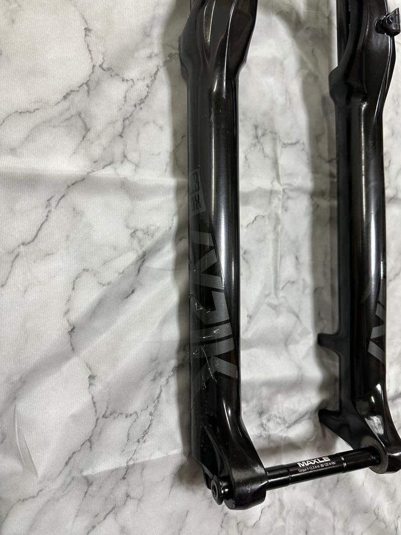 RockShox Lyrik Select+ 29インチ サスペンションフォーク