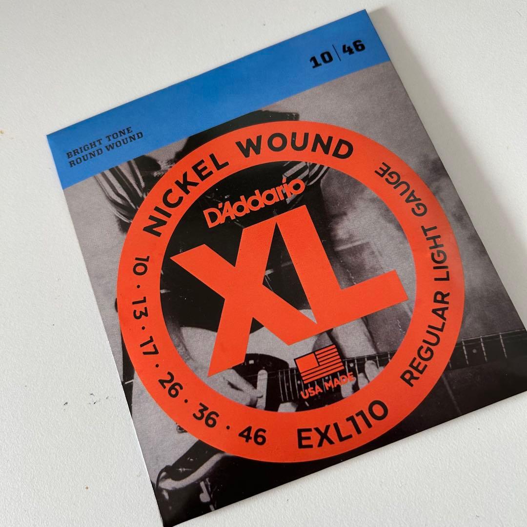 GROTE セミアコ(フルアコ)?＋新品ダダリオ弦１セット付