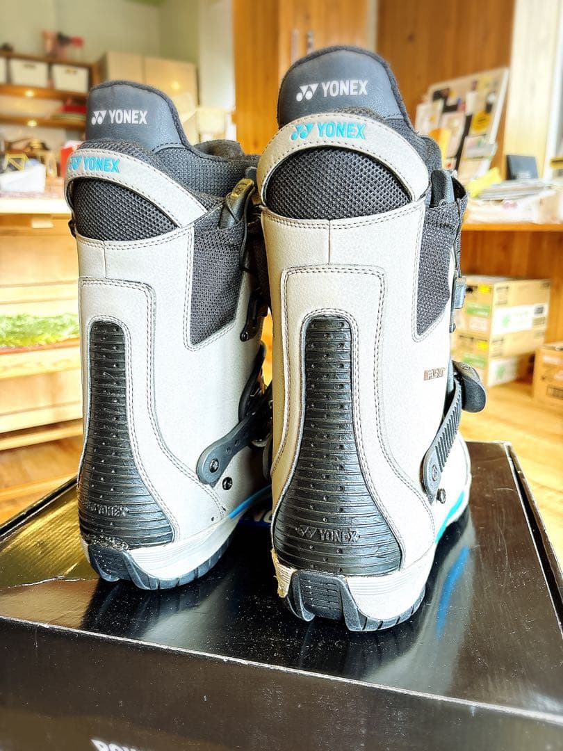 YONEX FLINT AB 27.5cm ヨネックス　ステップイン　中古美品