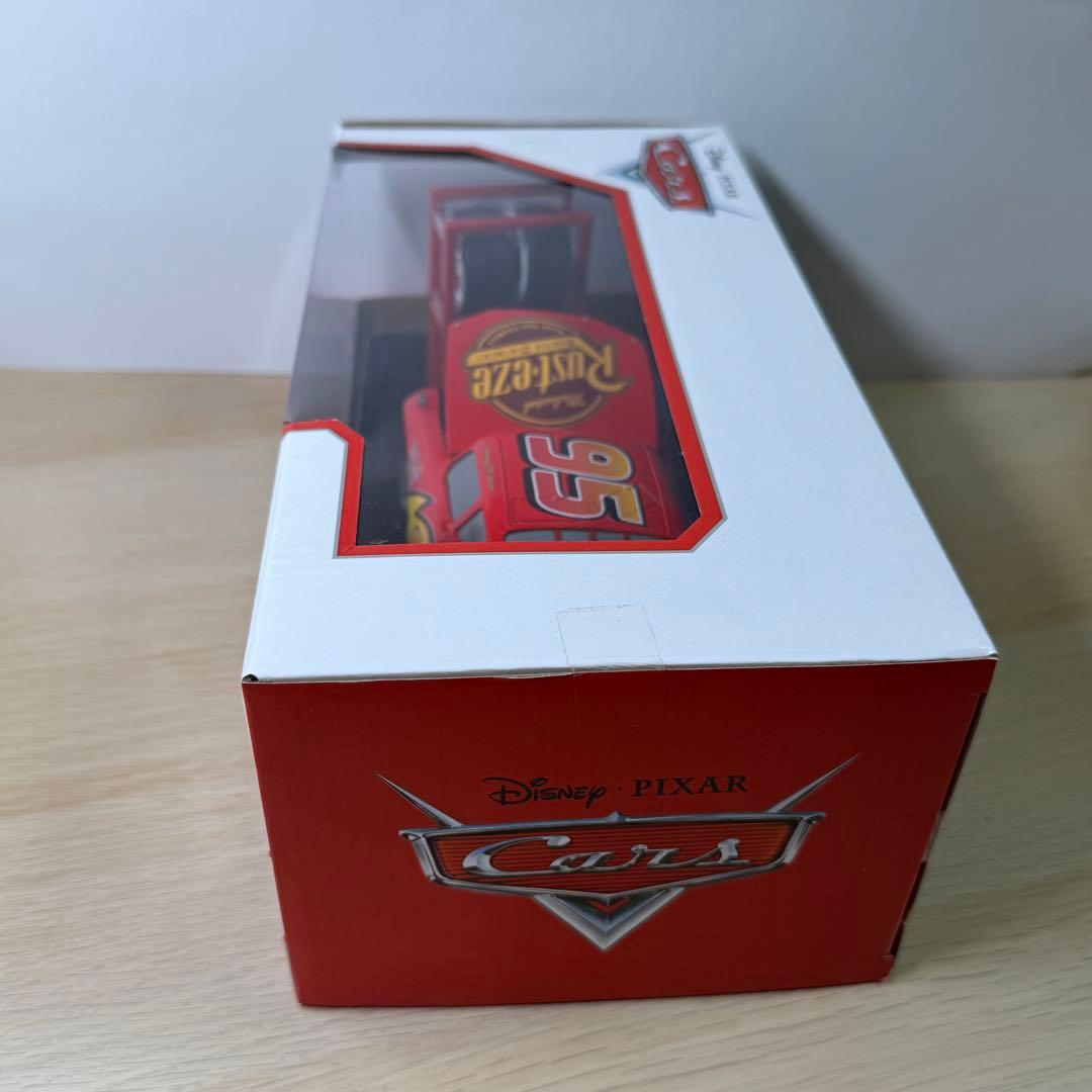 新品未開封 カーズ マックィーンMcQueen合金モデル 限定ラック付
