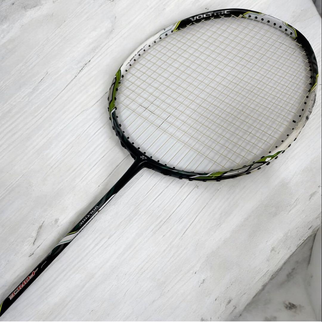 【美品】YONEX VOLTRIC Z-FORCE ボルトリックジーフォース