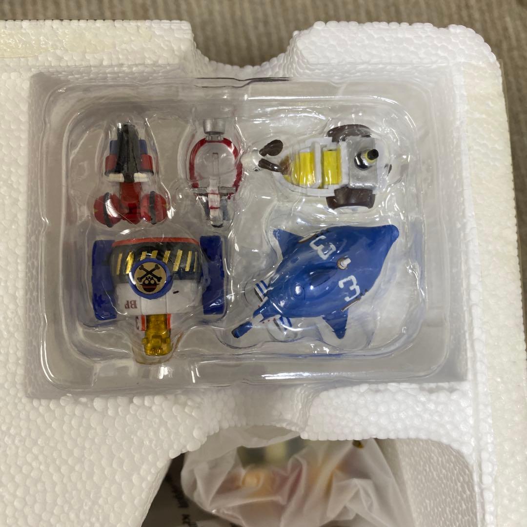 ワンピース THOUSAND SUNNY フィギュア　超合金