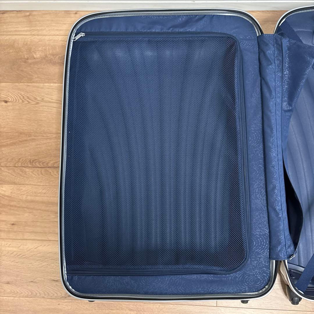 サムソナイトコスモライトスピナー75 旧式　シルバー色　たのメル便利用