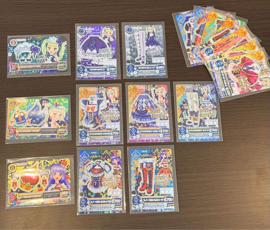 アイカツカード　約800枚まとめ売り　カードファイル5個おまけ付き