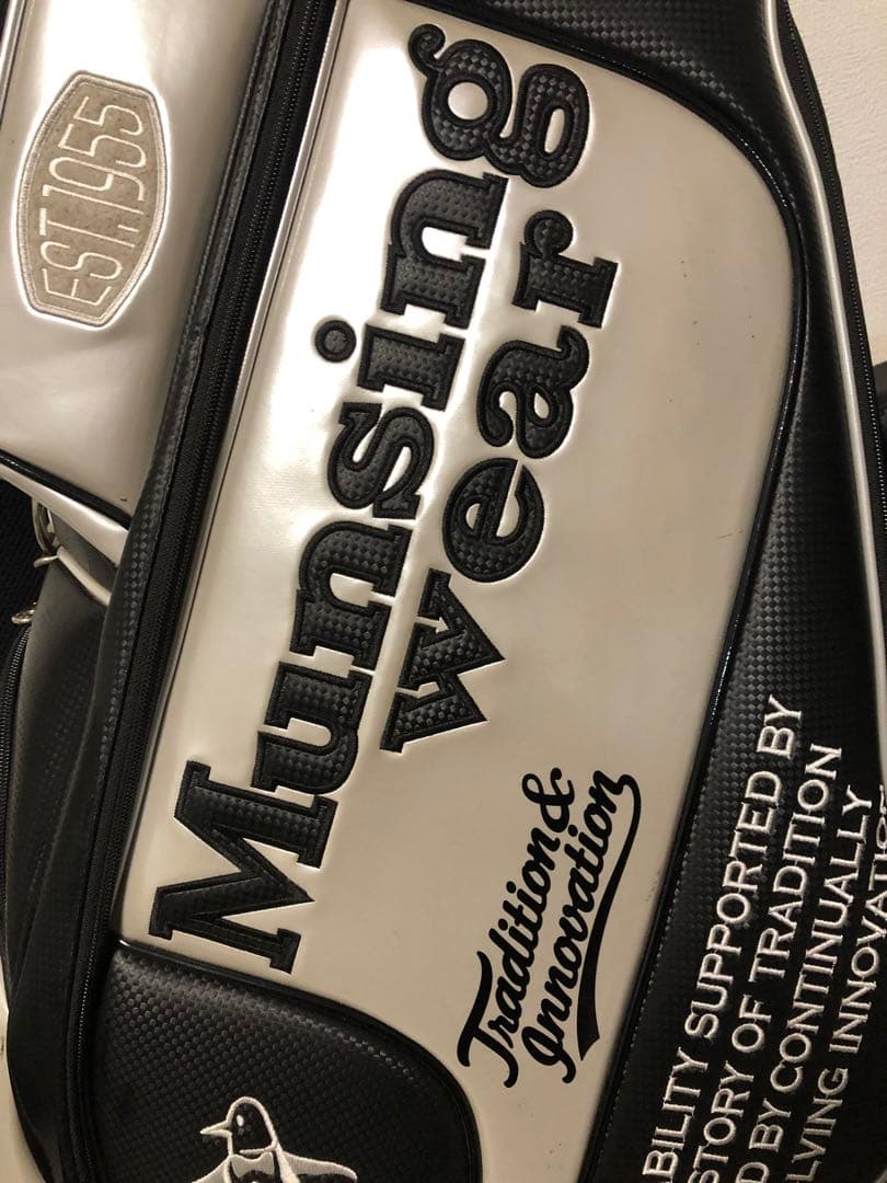 【送料込み】廃盤希少品　大人気完売　マンシングウェア　キャディバッグ